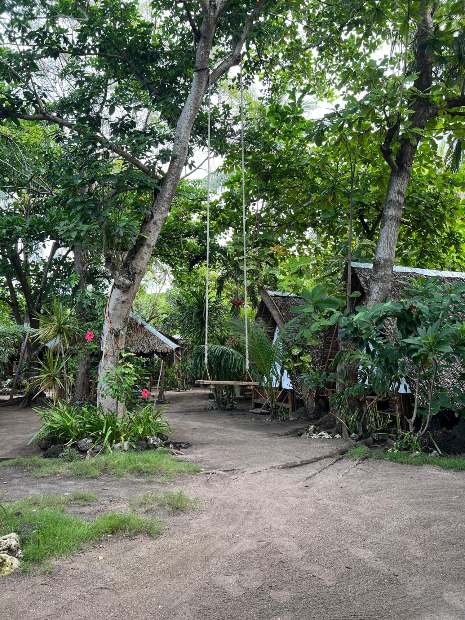 Georgia'S Neverland Hostel Isola di Malapascua Esterno foto