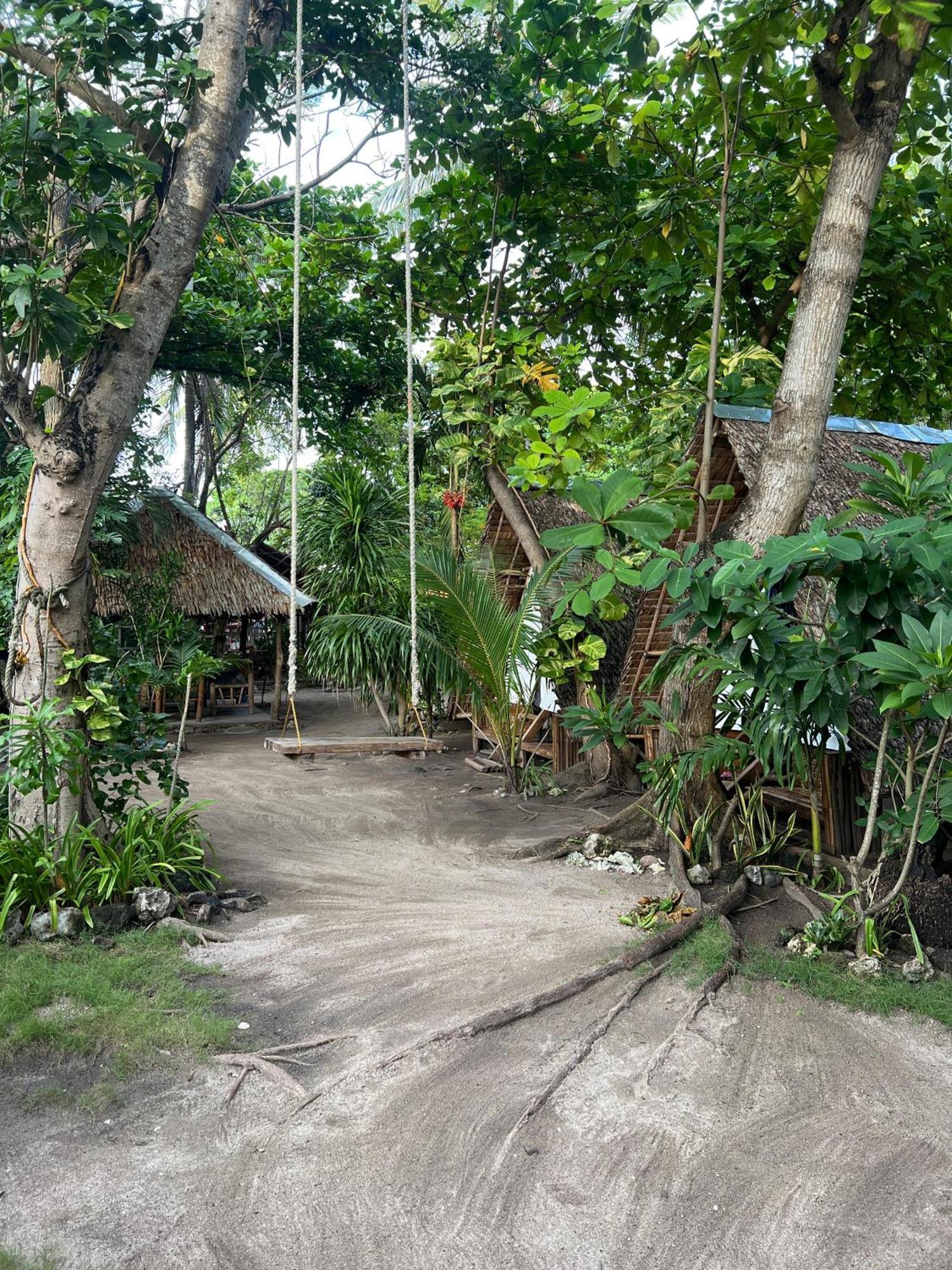 Georgia'S Neverland Hostel Isola di Malapascua Esterno foto